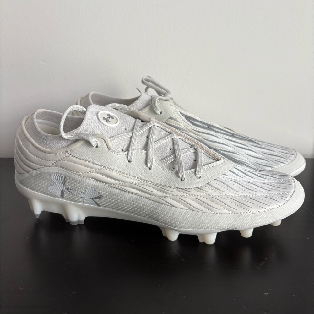 Under Armour Magnetico Elite 4 FG Soccer Cleats 3027704-300 WMNS 10/ Men’s 8.5